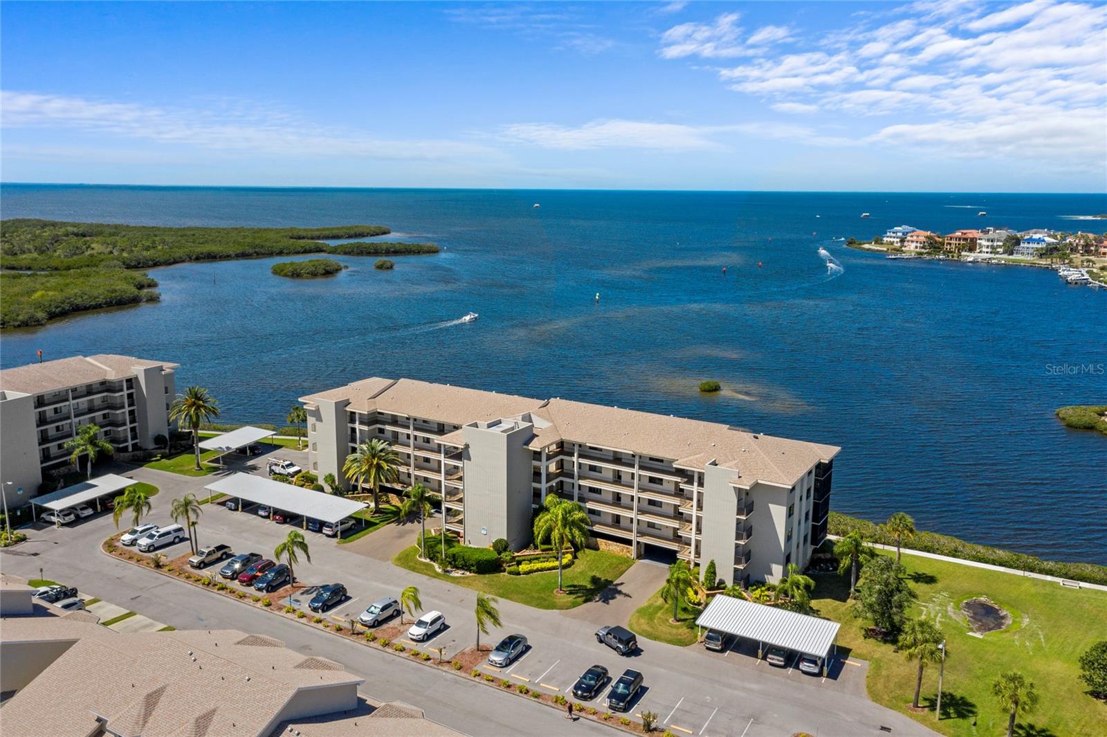 SAND PEBBLE POINTE CONDO 01 AMD 02 - Residential