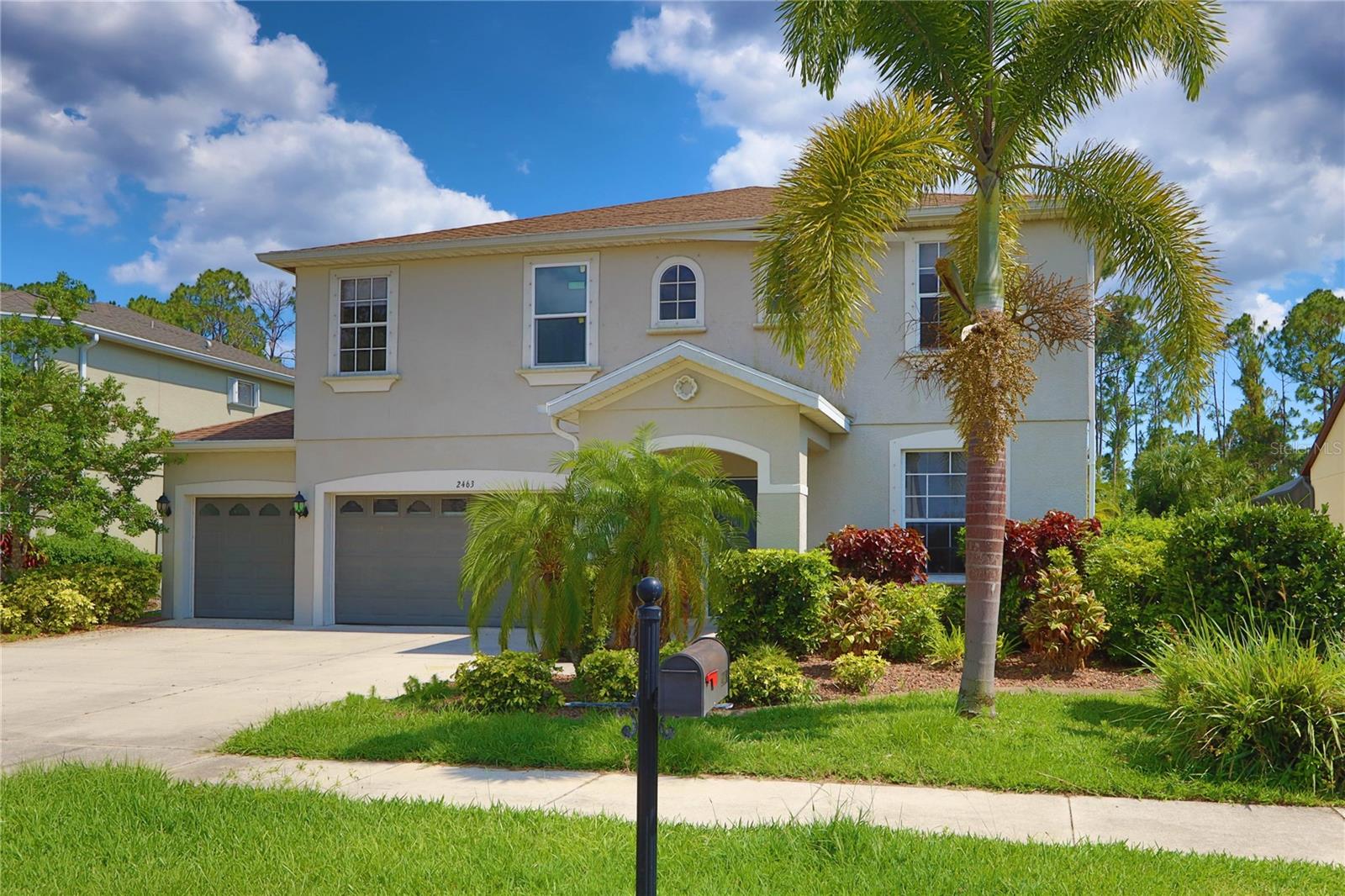2463 CARNATION COURT