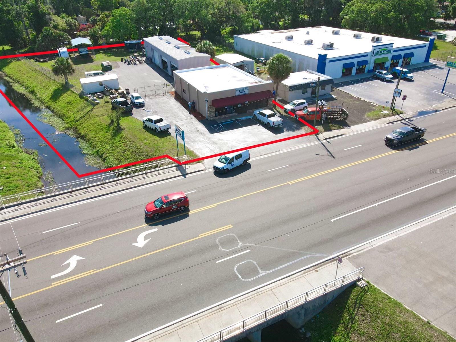 PAYNE & PAYNES - Commercial Sale