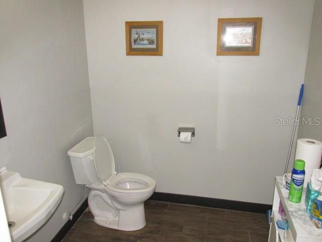 PAYNE & PAYNES - Commercial Sale