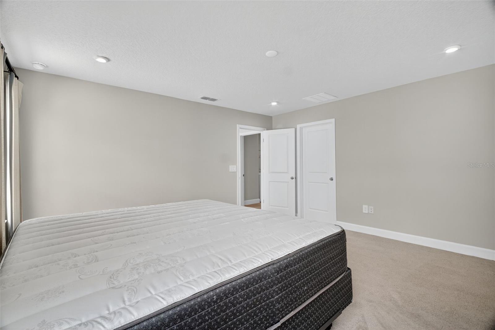 PARKVIEW PRESERVE - Residential Lease