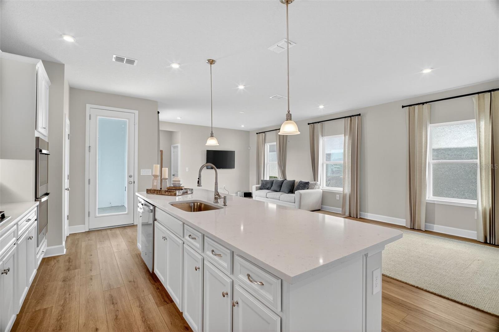 PARKVIEW PRESERVE - Residential Lease