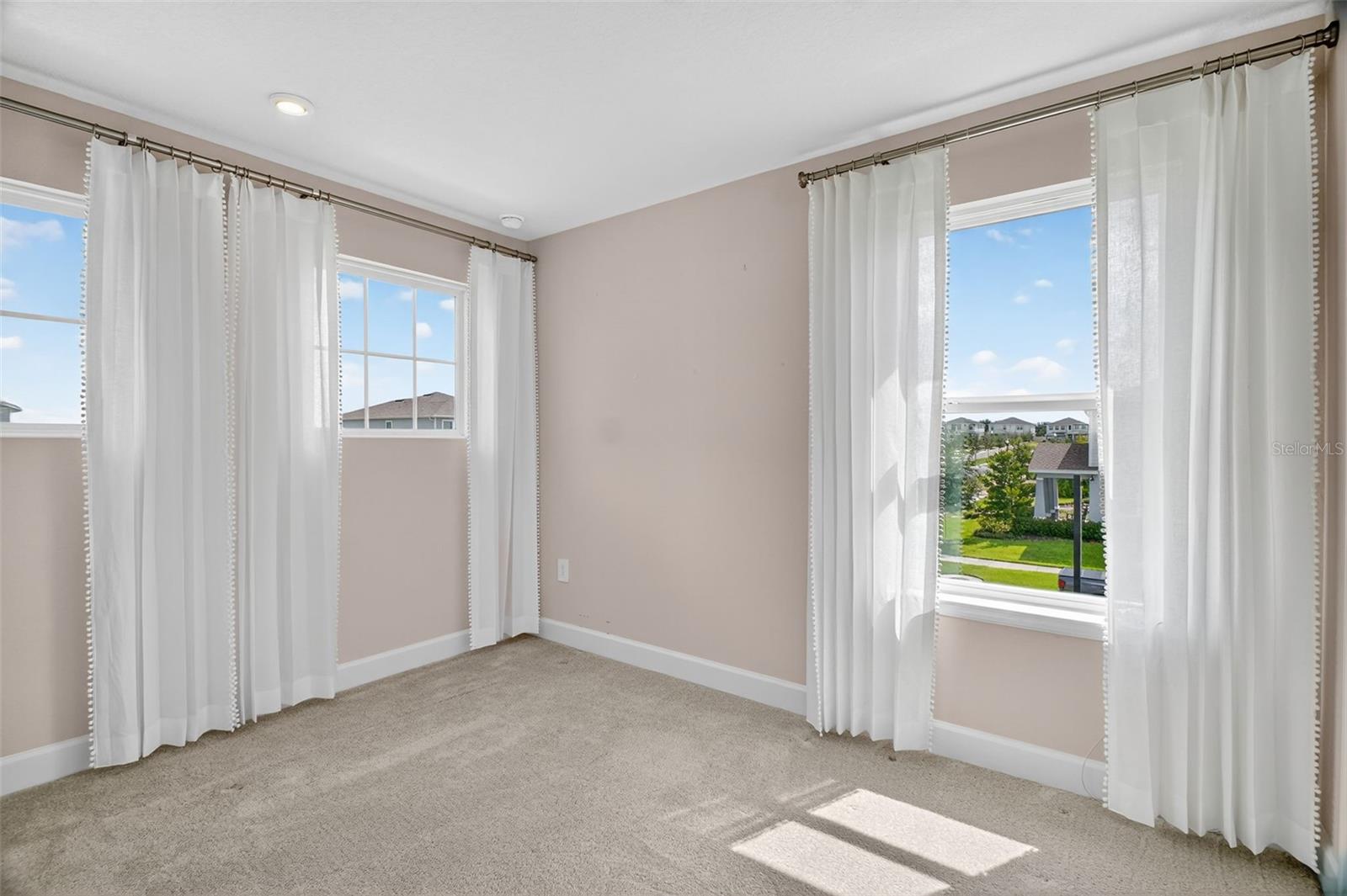 PARKVIEW PRESERVE - Residential Lease