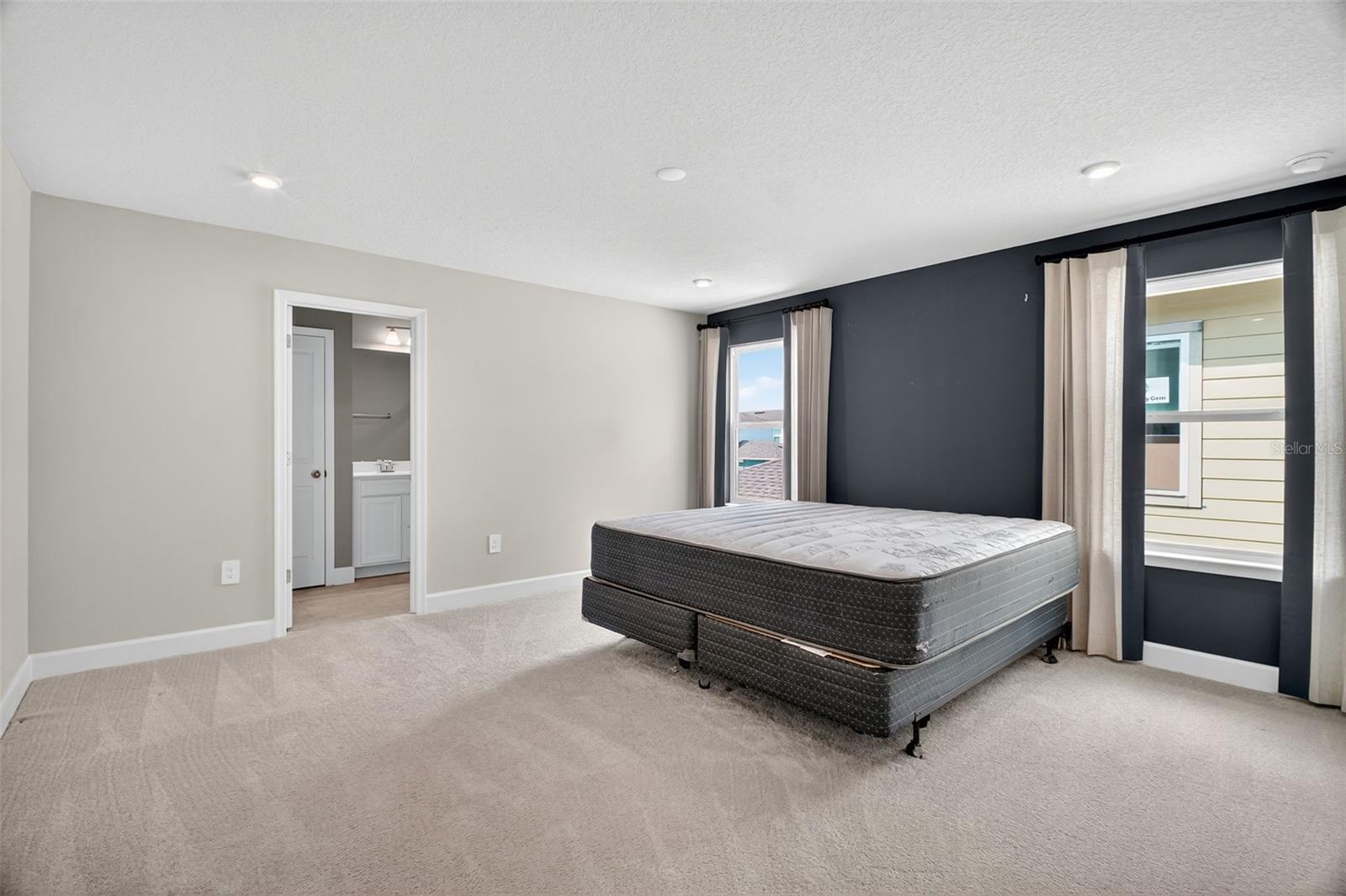 PARKVIEW PRESERVE - Residential Lease