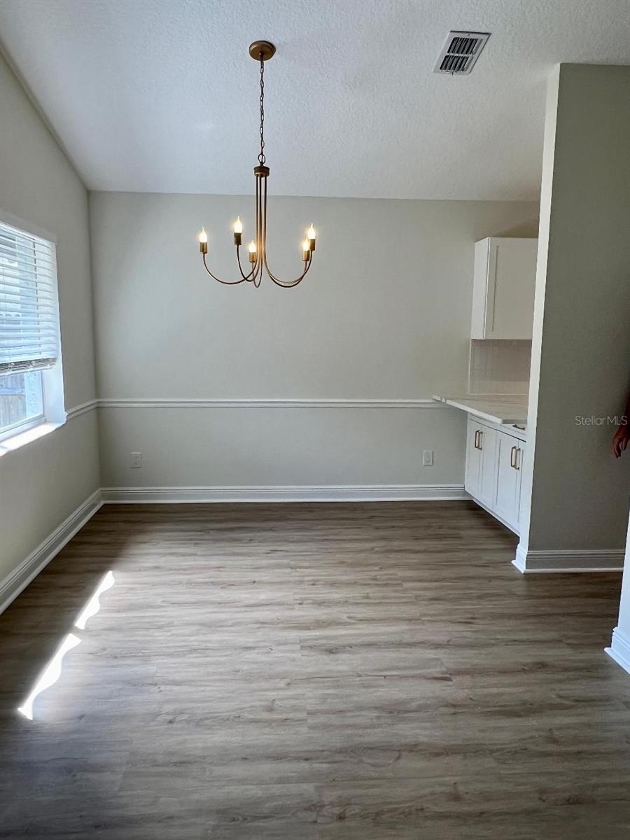 RESERVE AT THE CROSSINGS PH 2 THE - Residential Lease