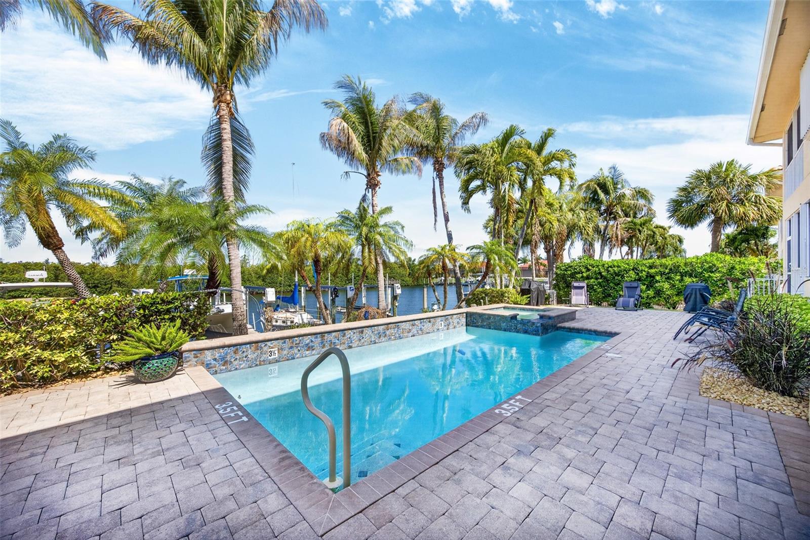 ESTUARY SOUTH - Residential