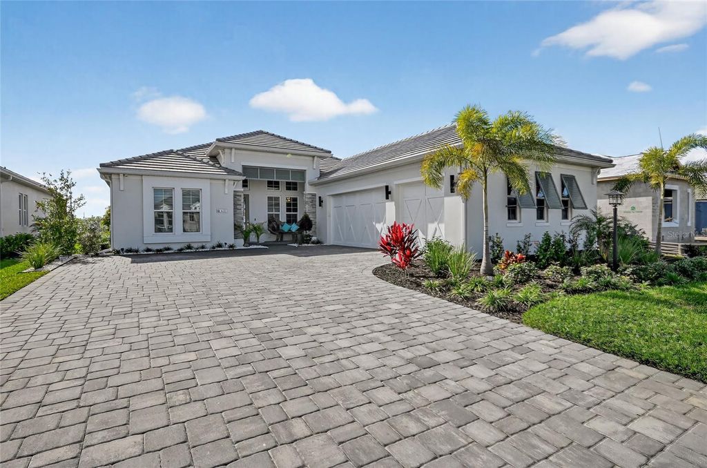 Photo of 815 Blue Shell Loop, Sarasota, FL 34240 (MLS # A4677467)