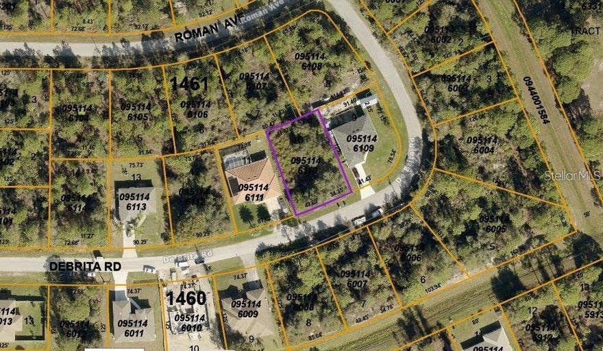 Perfect land to build your dream home!! Just minutes away from Venice Beach, Warm Mineral Springs Park. Top rated schools, great restaurants. This is the perfect place to build your new beginning in Southwest Florida.