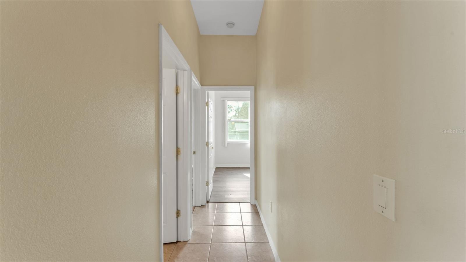 POINSETTIA PARK - Residential