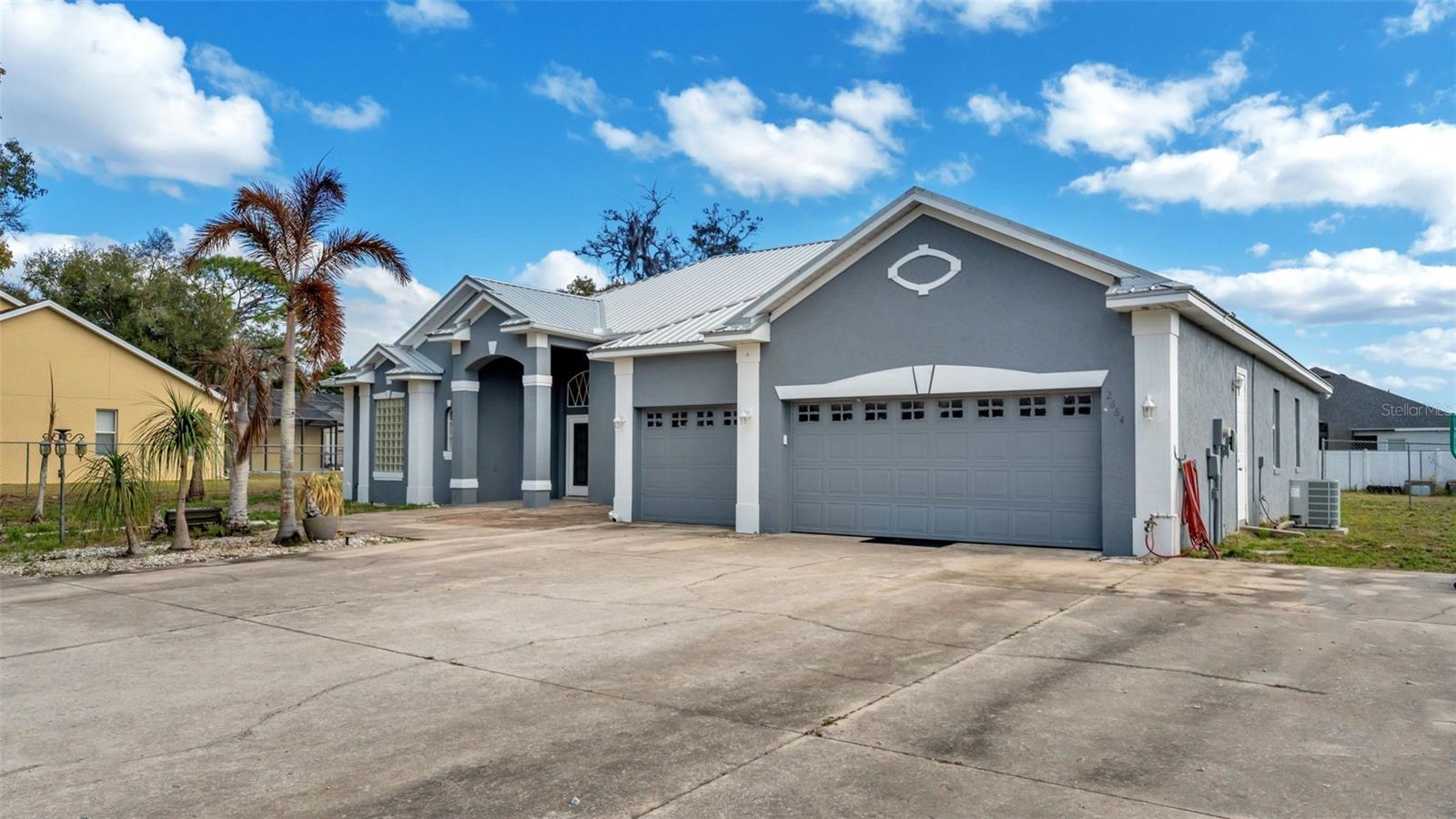 2664 COUNTRY CLUB ROAD N