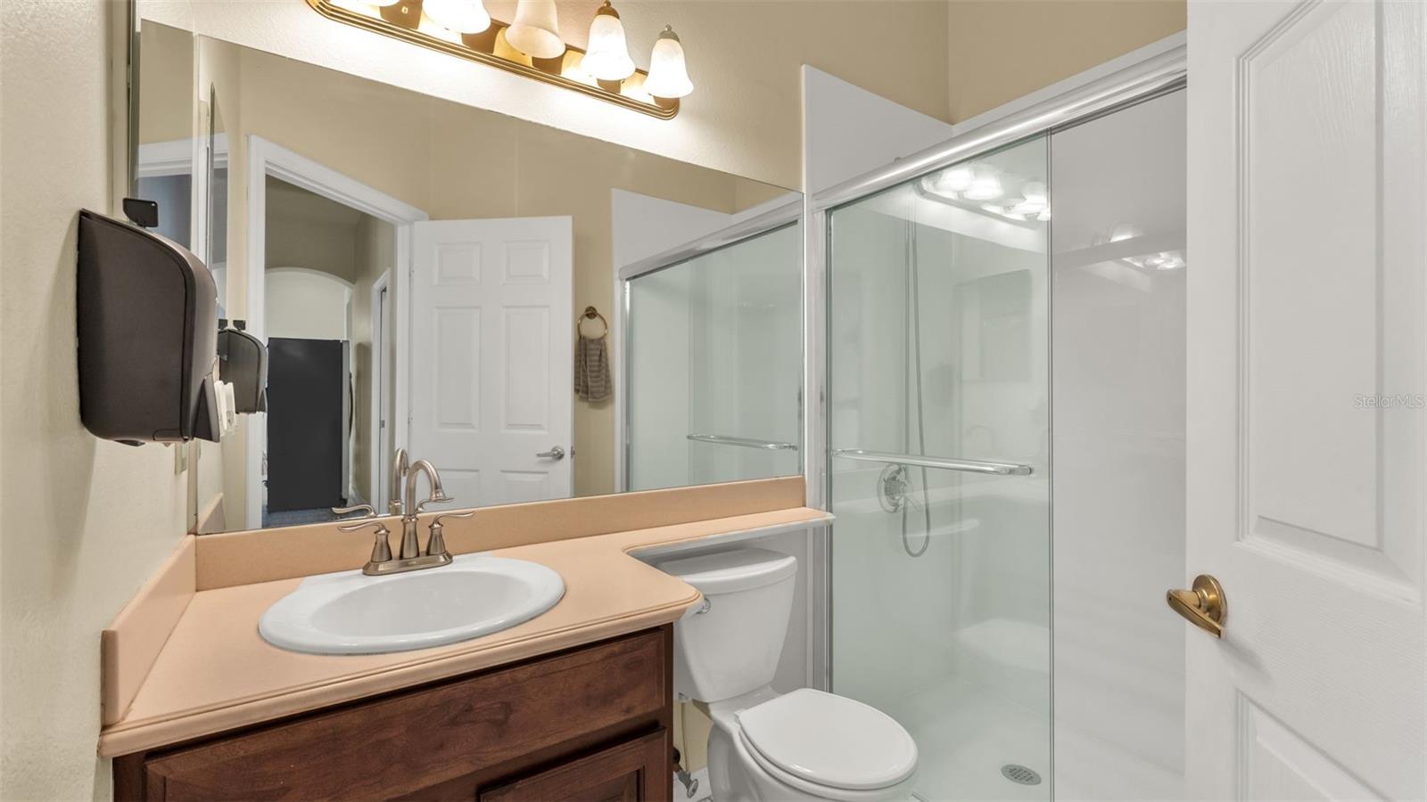 POINSETTIA PARK - Residential