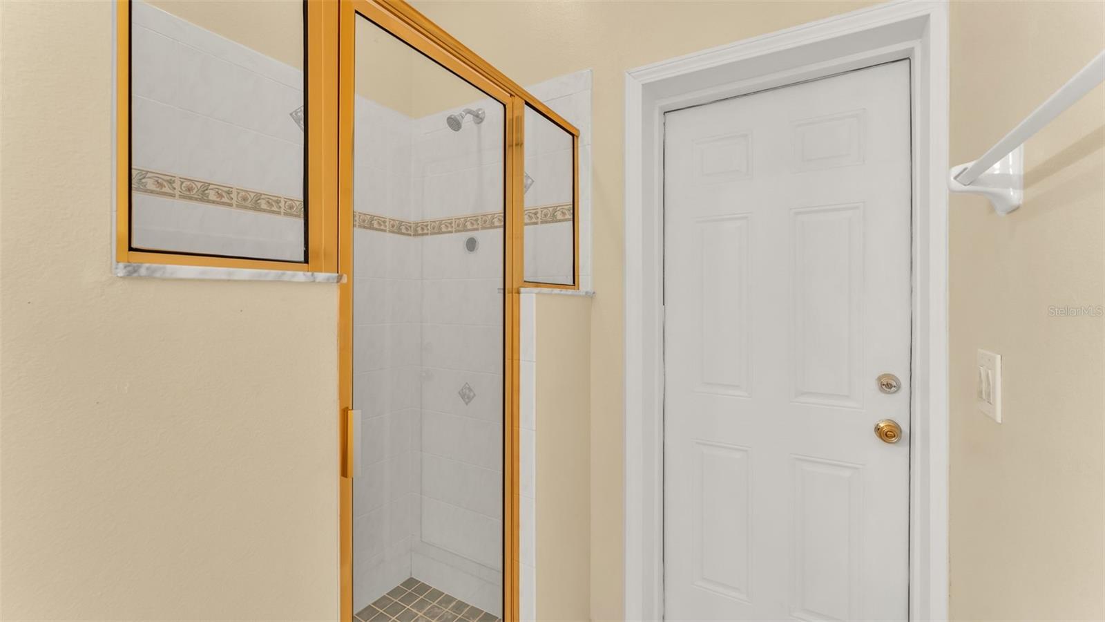 POINSETTIA PARK - Residential