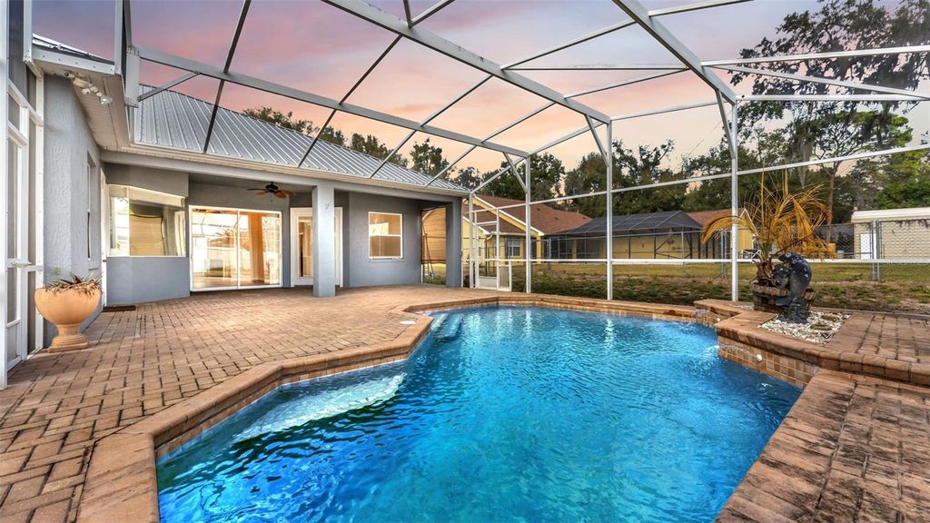 Photo of 2664 Country Club Road N, Winter Haven, FL 33881 (MLS # L4959468)