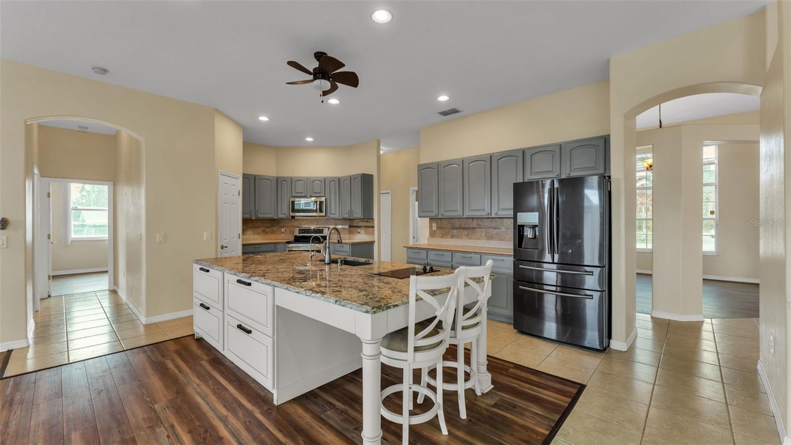 POINSETTIA PARK - Residential