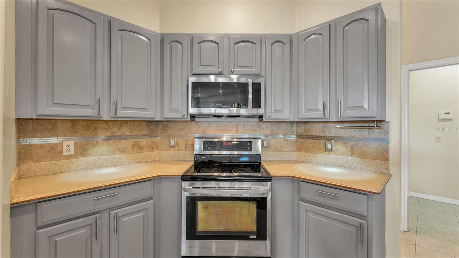 POINSETTIA PARK - Residential