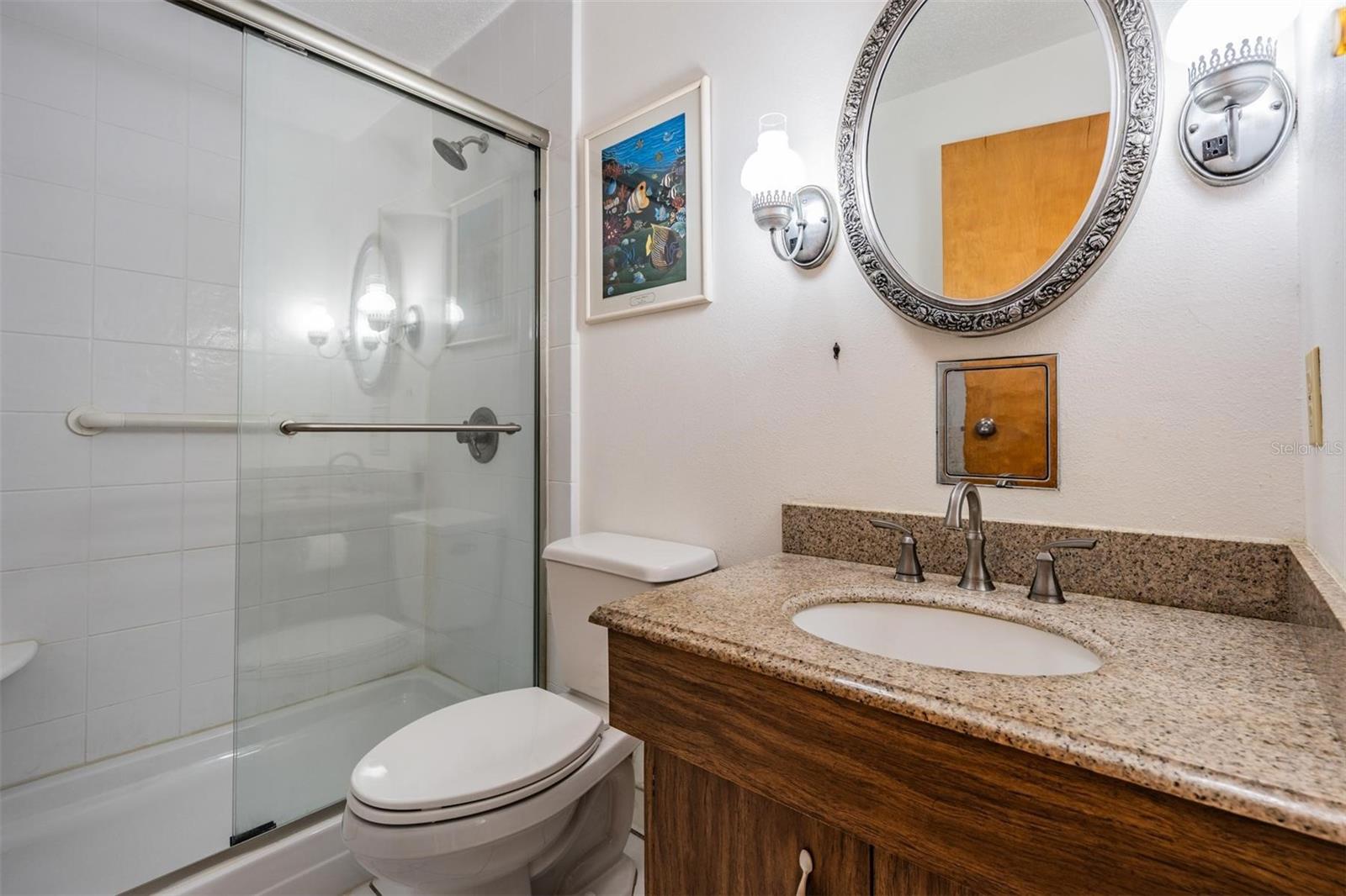 MEDITERRANEAN MANORS - Residential