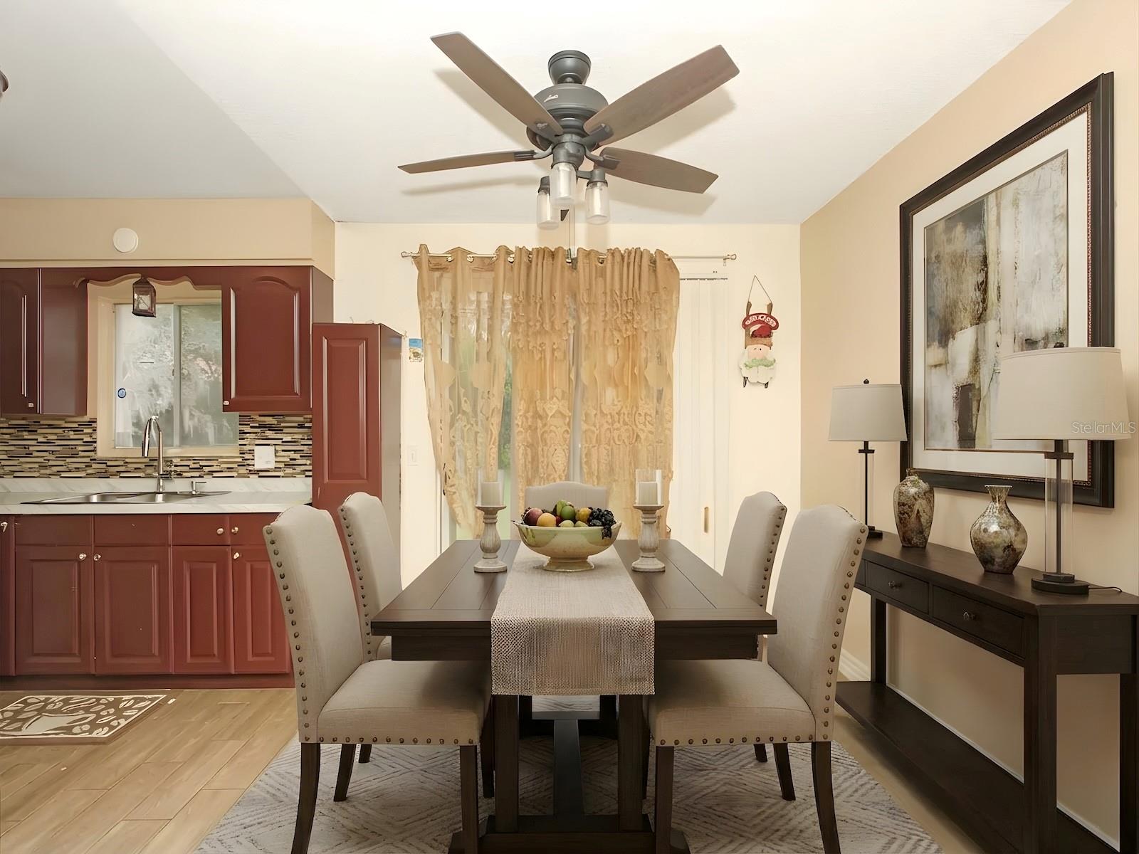 SIGNAL HILL - Residential