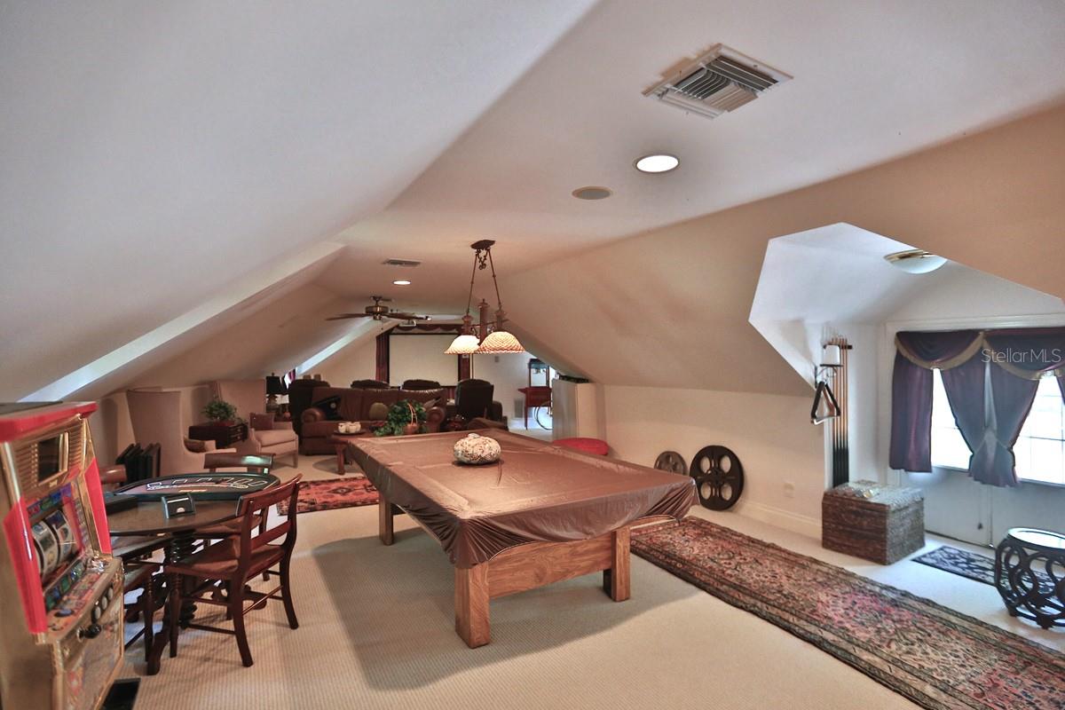 POLO LANE - Residential