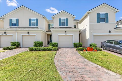 Photo of 1116 Lakeshore Breeze Place, Kissimmee, FL 34747 (MLS # O6352984)