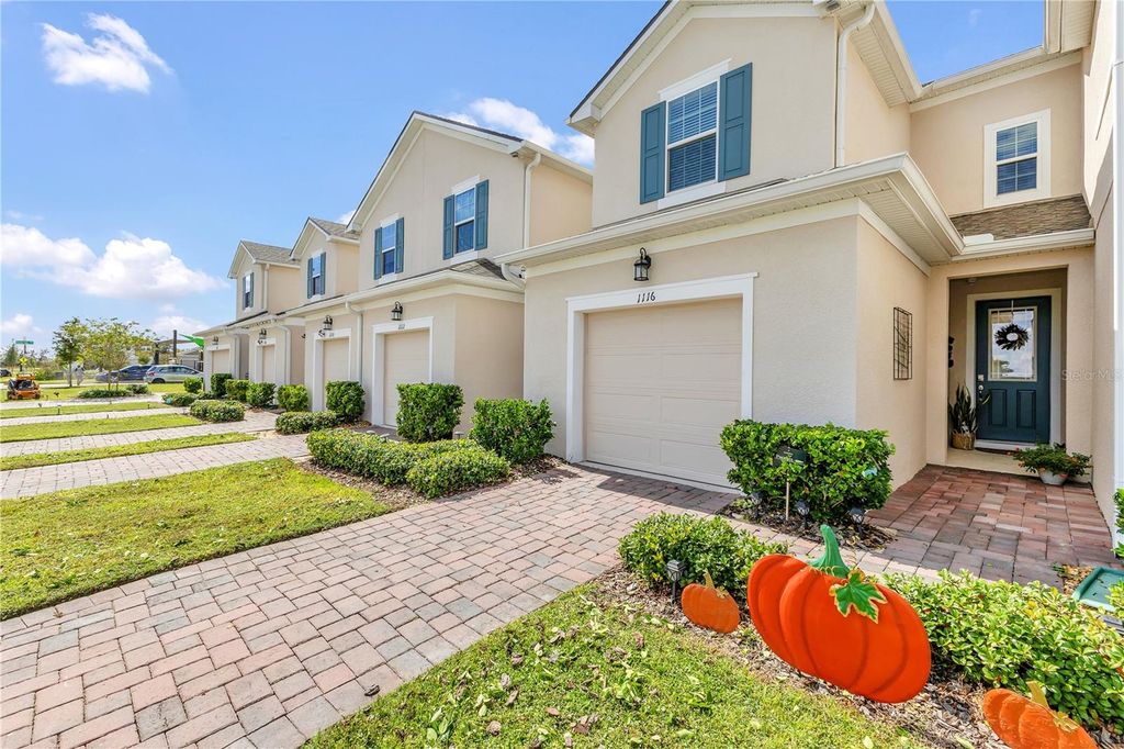 Photo of 1116 Lakeshore Breeze Place, Kissimmee, FL 34747 (MLS # O6352984)