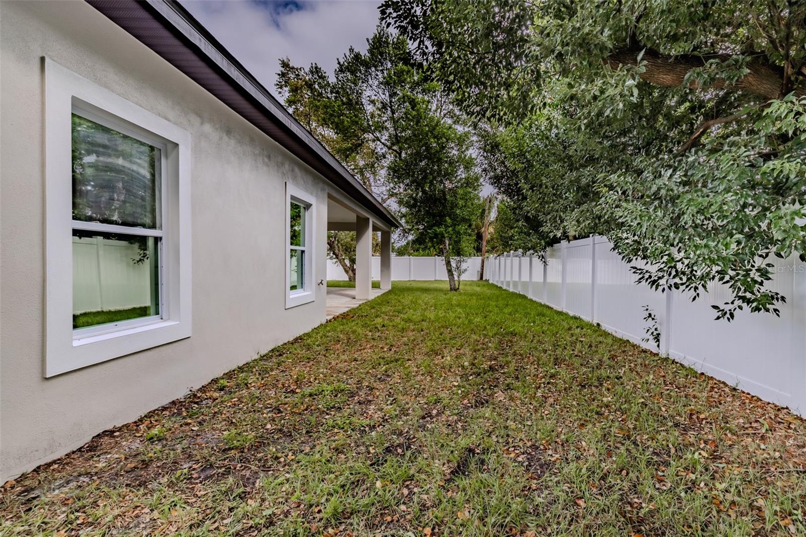 TEMPLE TERRACE MANOR - Residential