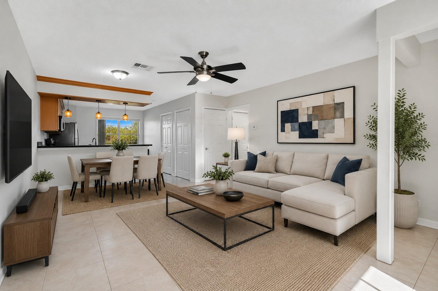 HUNTERS RESERVE A CONDO - Residential