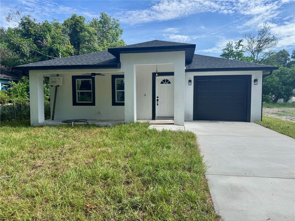 Photo of 2014 E Wood Street, Tampa, FL 33604 (MLS # TB8481977)