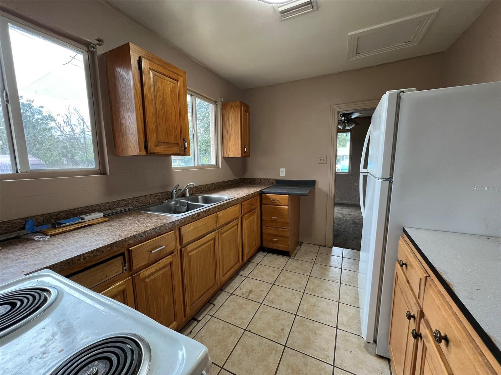 GIBBS & B D FOSTERS ADD - Residential Lease