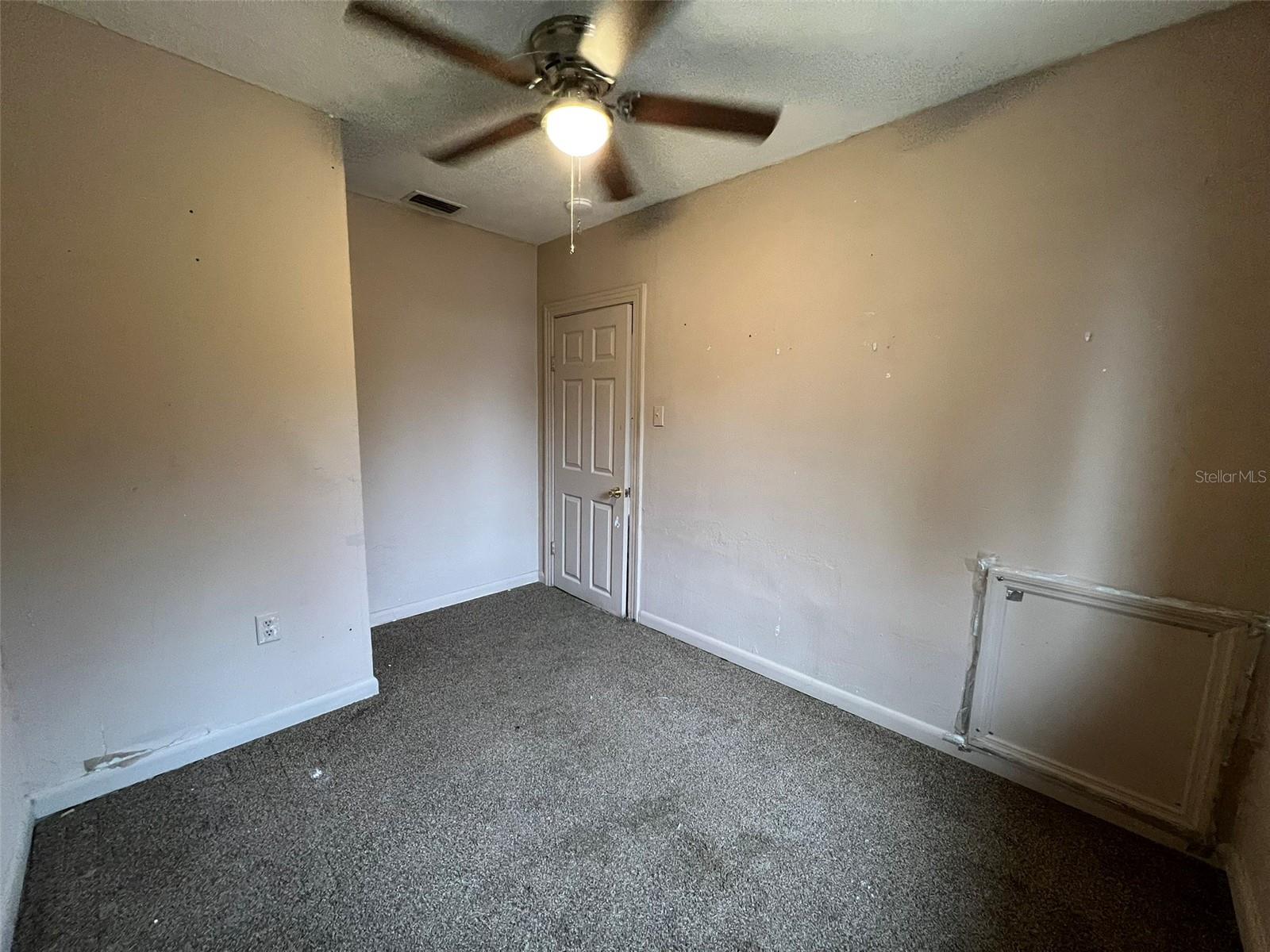 GIBBS & B D FOSTERS ADD - Residential Lease