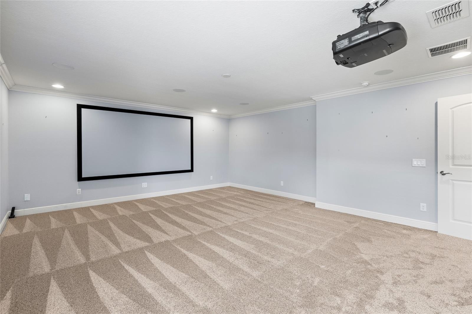 ESTUARY PH 5 - Residential