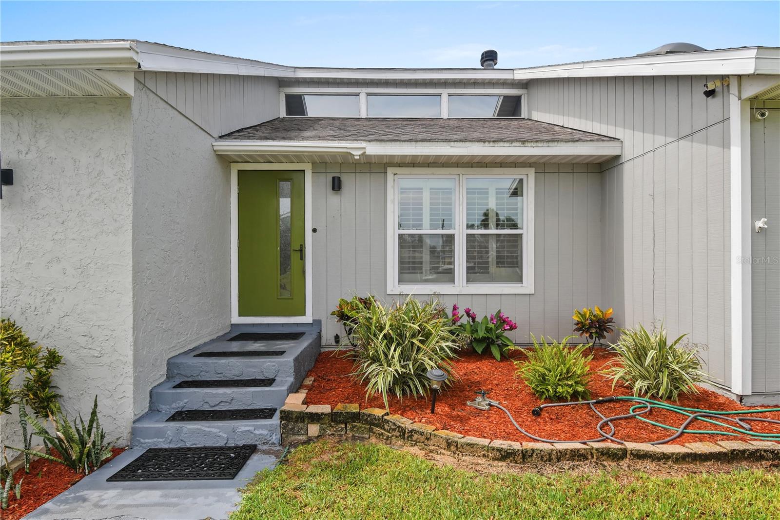 354 WILLOW LANE