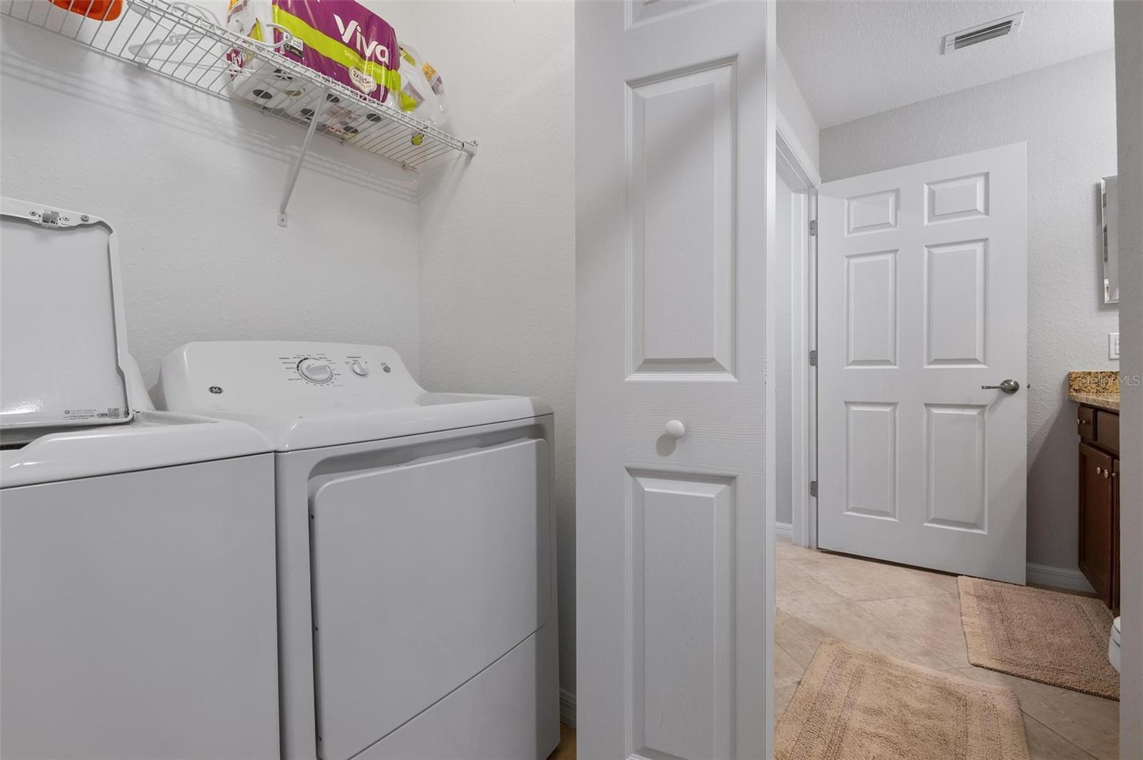 TERRACE I AT LAKEWOOD NATIONAL PH 2 - Residential Lease