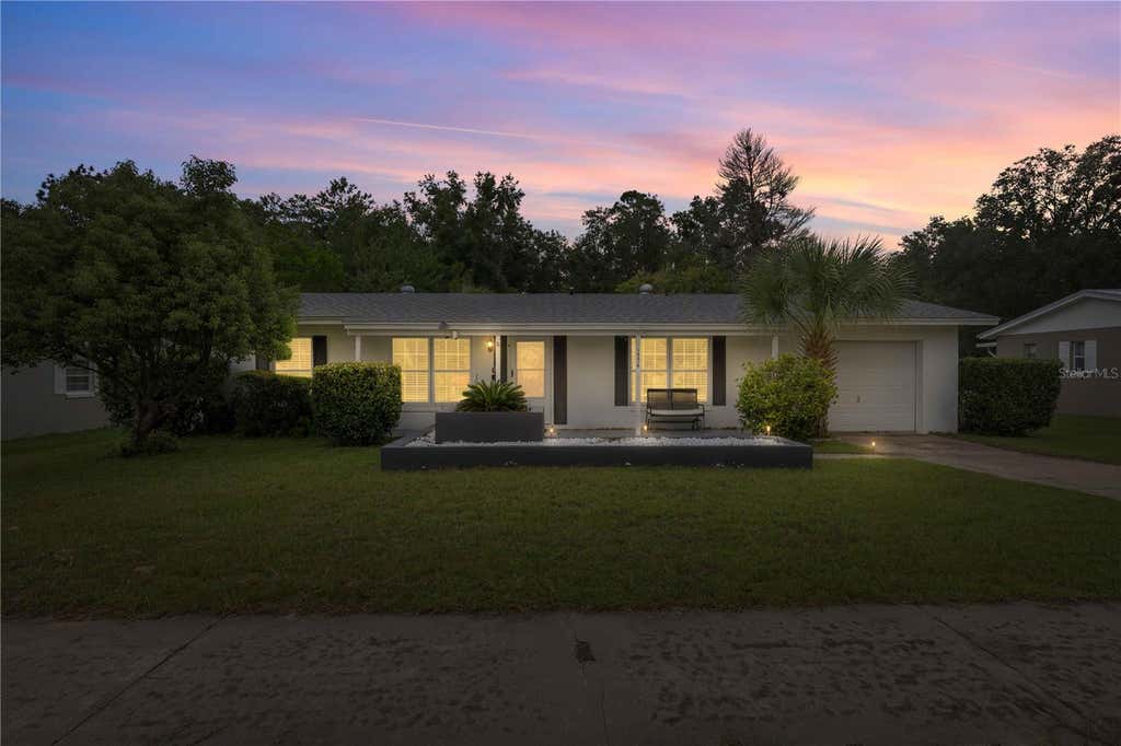 Photo of 14314 SW 43rd Court Road, Ocala, FL 34473 (MLS # GC543009)