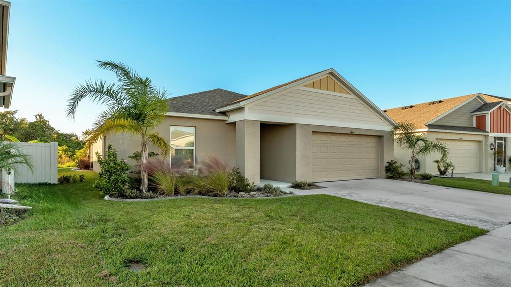 Photo of 5440 Siltstone Street, Lakeland, FL 33811 (MLS # L4957335)