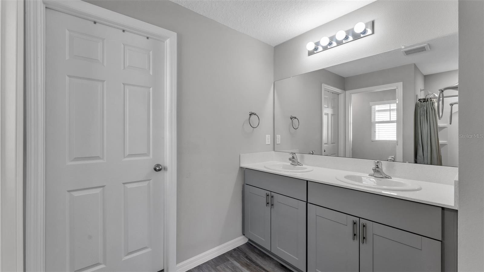 RIVERSTONE PH 5 & 6 - Residential