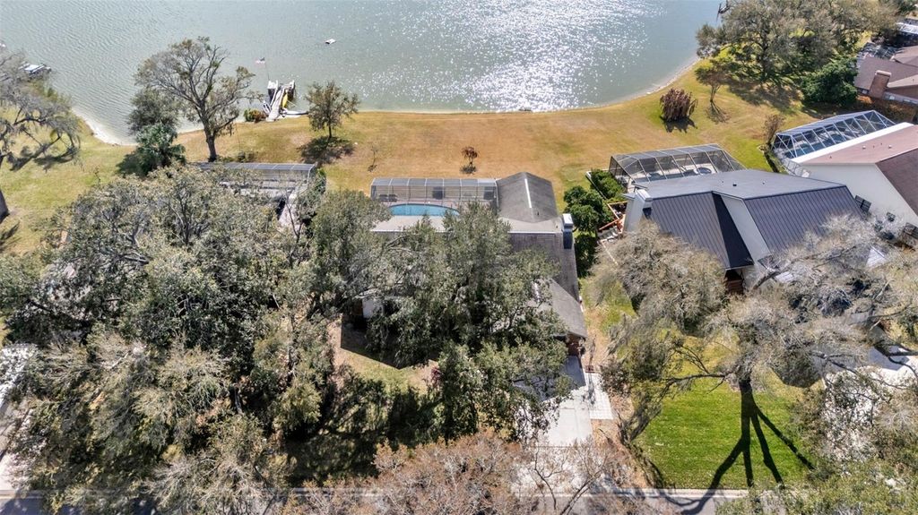 Photo of 2865 Hammock Drive, Plant City, FL 33566 (MLS # L4959544)