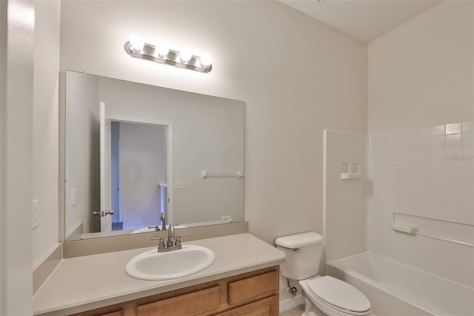 SCHOONER COVE A CONDO PH - Residential Lease