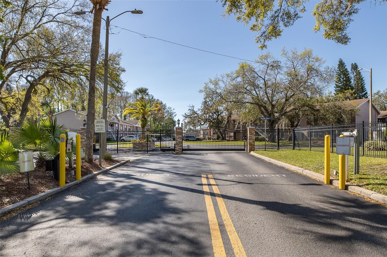 SUNNYBROOK CONDO 3 - Residential