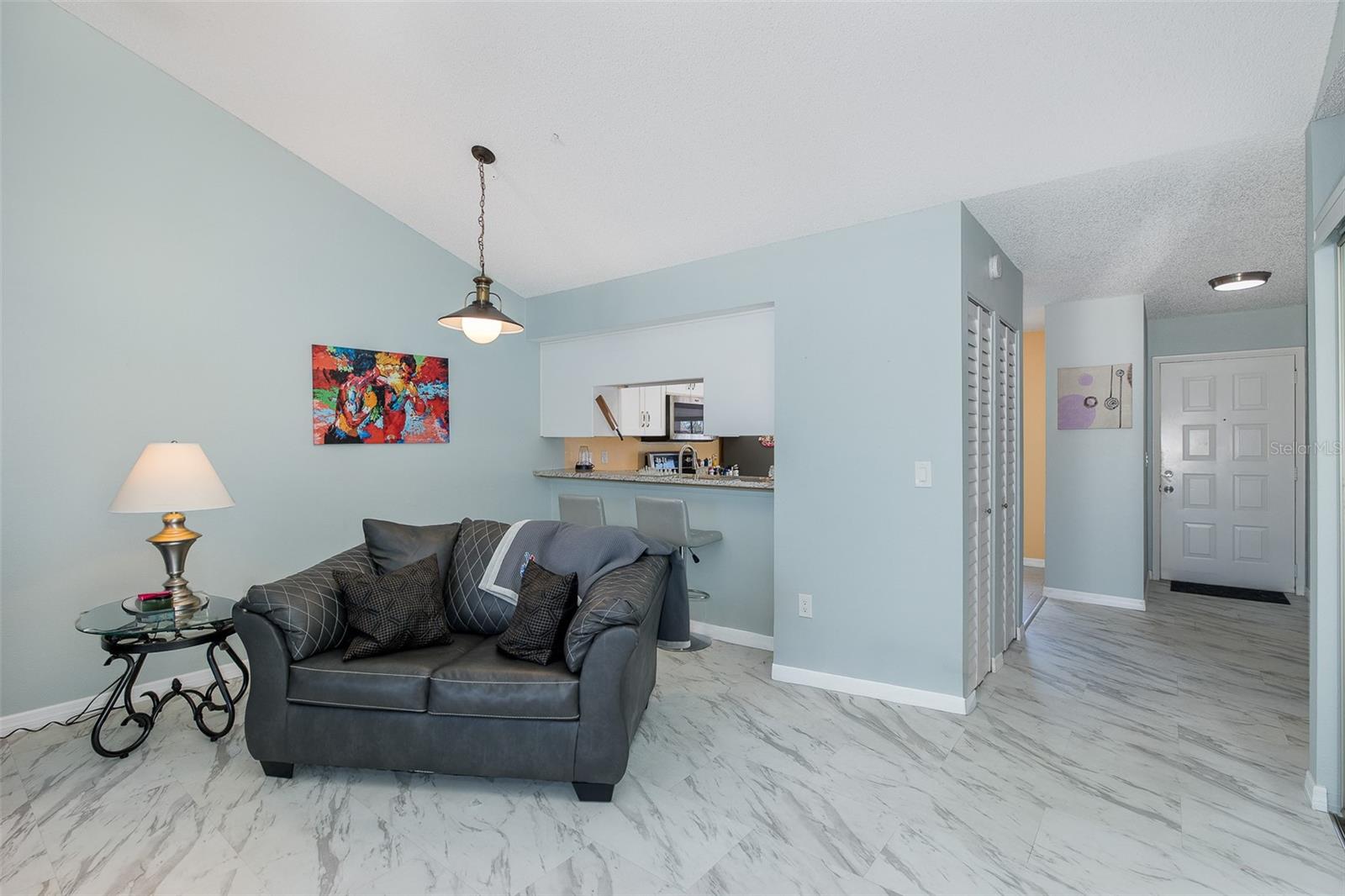 SUNNYBROOK CONDO 3 - Residential