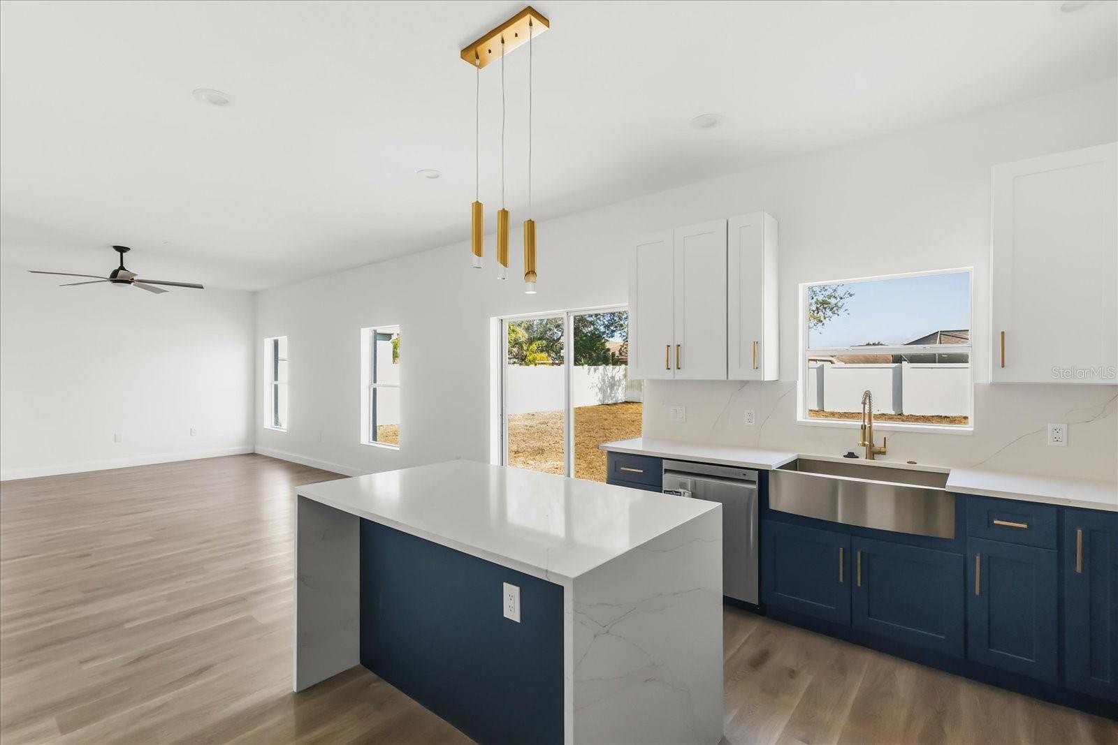 SILVER RIDGE - Residential