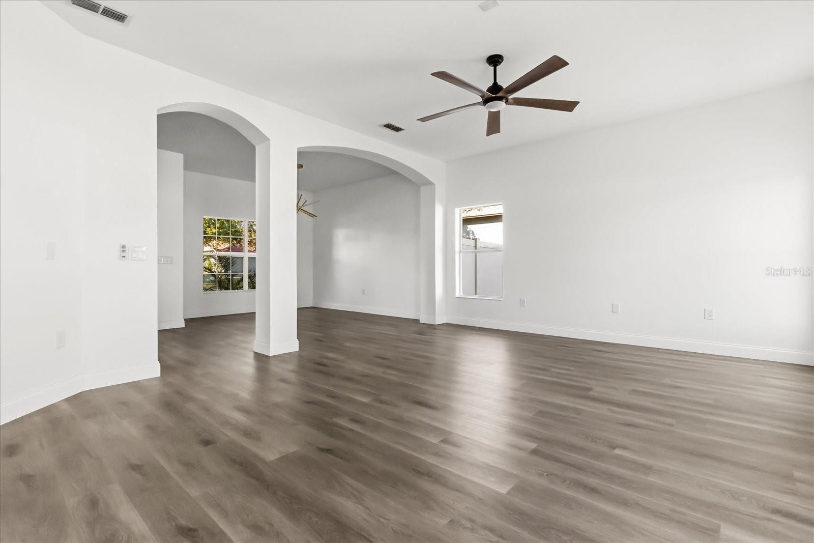 SILVER RIDGE - Residential