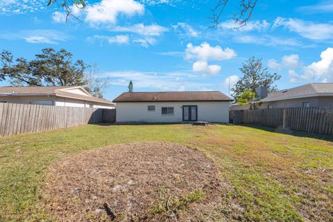 A home in PALM HARBOR