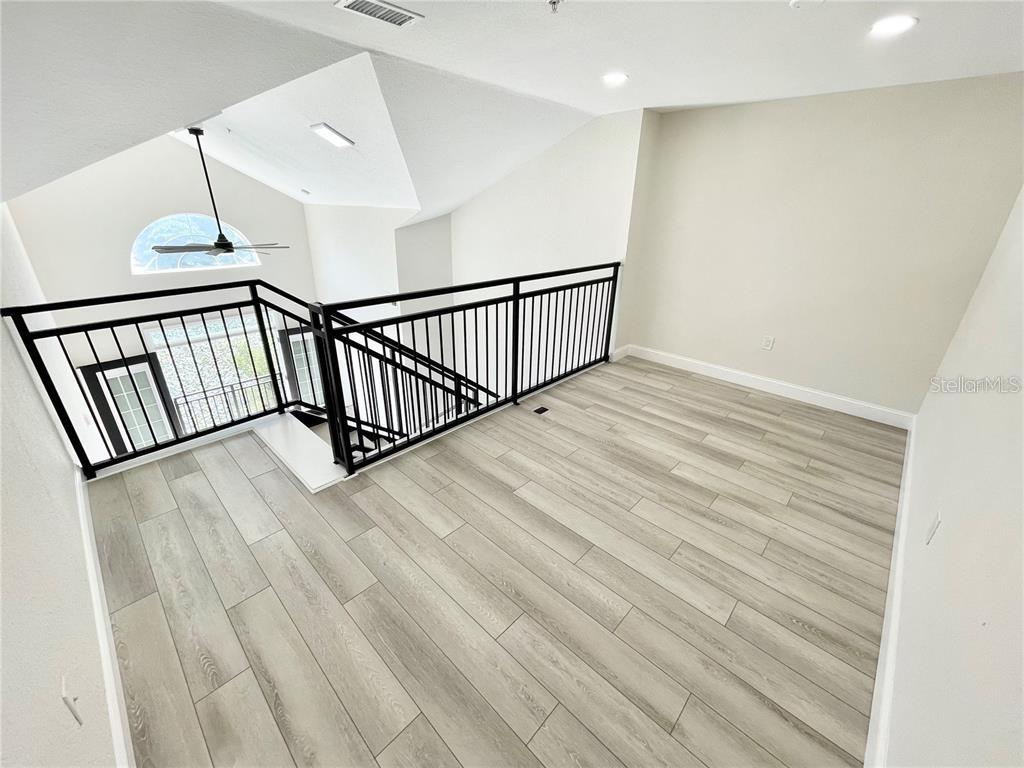 VILLA SONOMA AT INTERNATIONAL - Residential