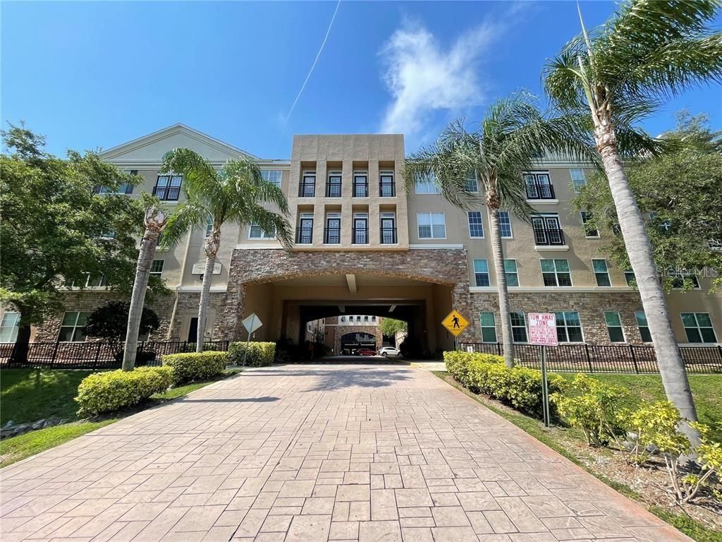 Photo of 4221 W Spruce Street #2401, Tampa, FL 33607 (MLS # O6352433)
