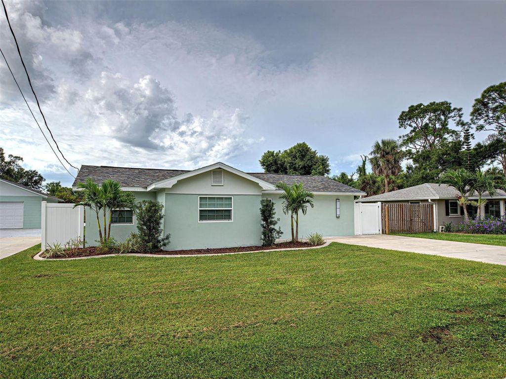 Photo of 425 Yale Street, Englewood, FL 34223 (MLS # D6144141)