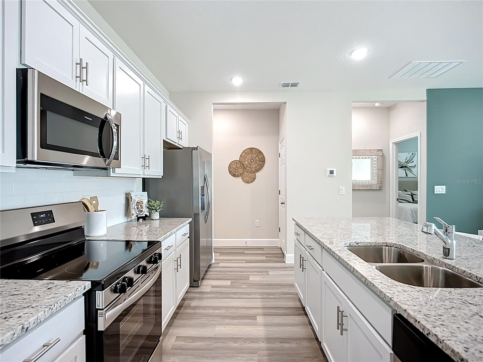 1572 - PORT CHARLOTTE SUB 25 - Residential