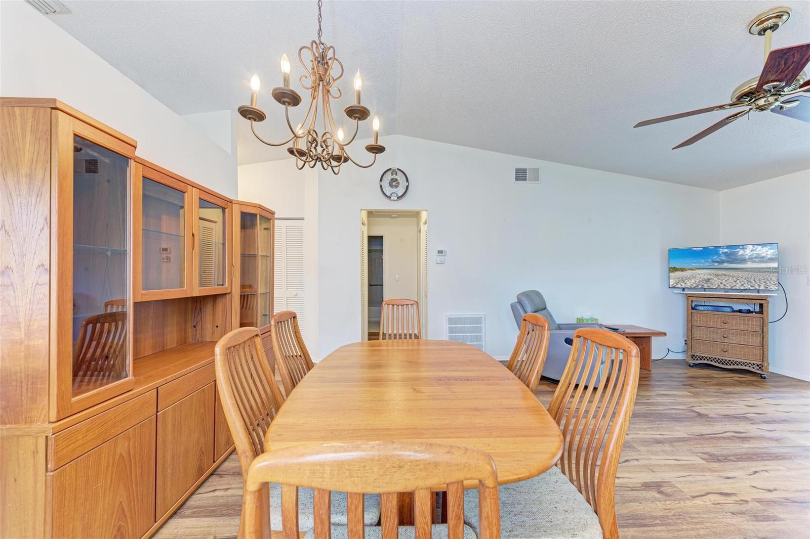 CURRY COVE - Residential