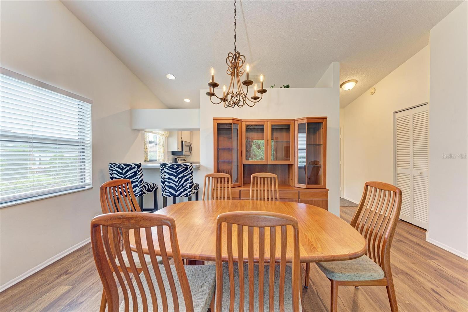 CURRY COVE - Residential