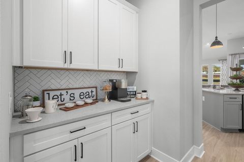 Tiny photo for 3832 Saddle Hill Trail, Fruitland Park, FL 34731 (MLS # TB8488341)