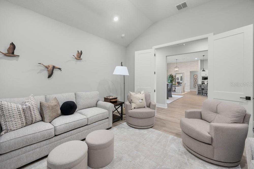 SADDLE HILL - Residential